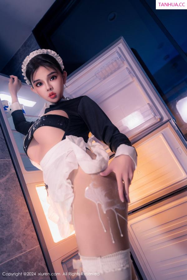   [XiuRen]高清写真图 2024.08.05 No.8966 小童颜 丝袜美臀第39张图片